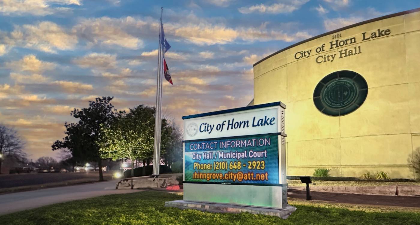 45872-OMEGA-City hall-retouched-2024