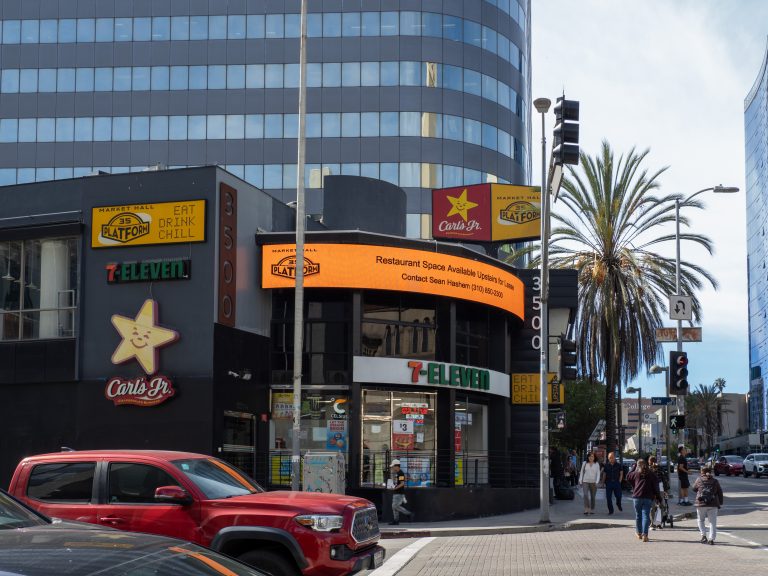 curved-led-sign-market-los-angeles